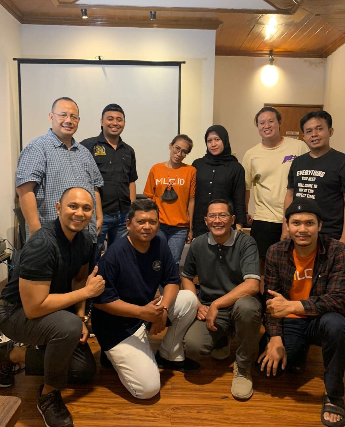 Tim & mitra GLAD PREMIUM CARE